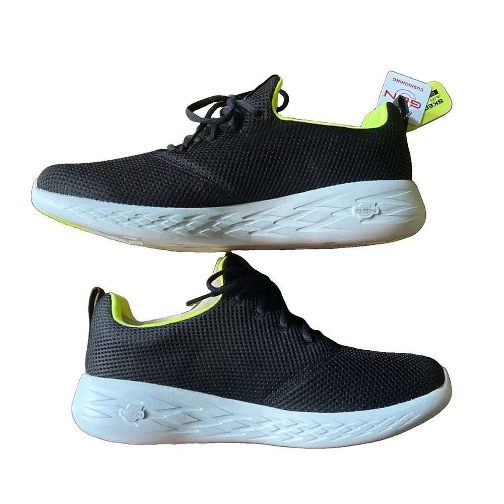 NWT Skechers GO RUN 600 Defiance Mens 10.5 Running Shoes Black Green Sneaker